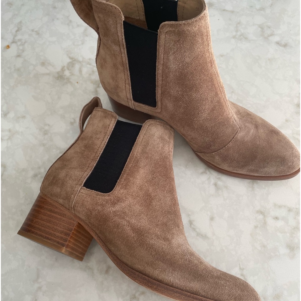 Rag and bone suede chelsea boots